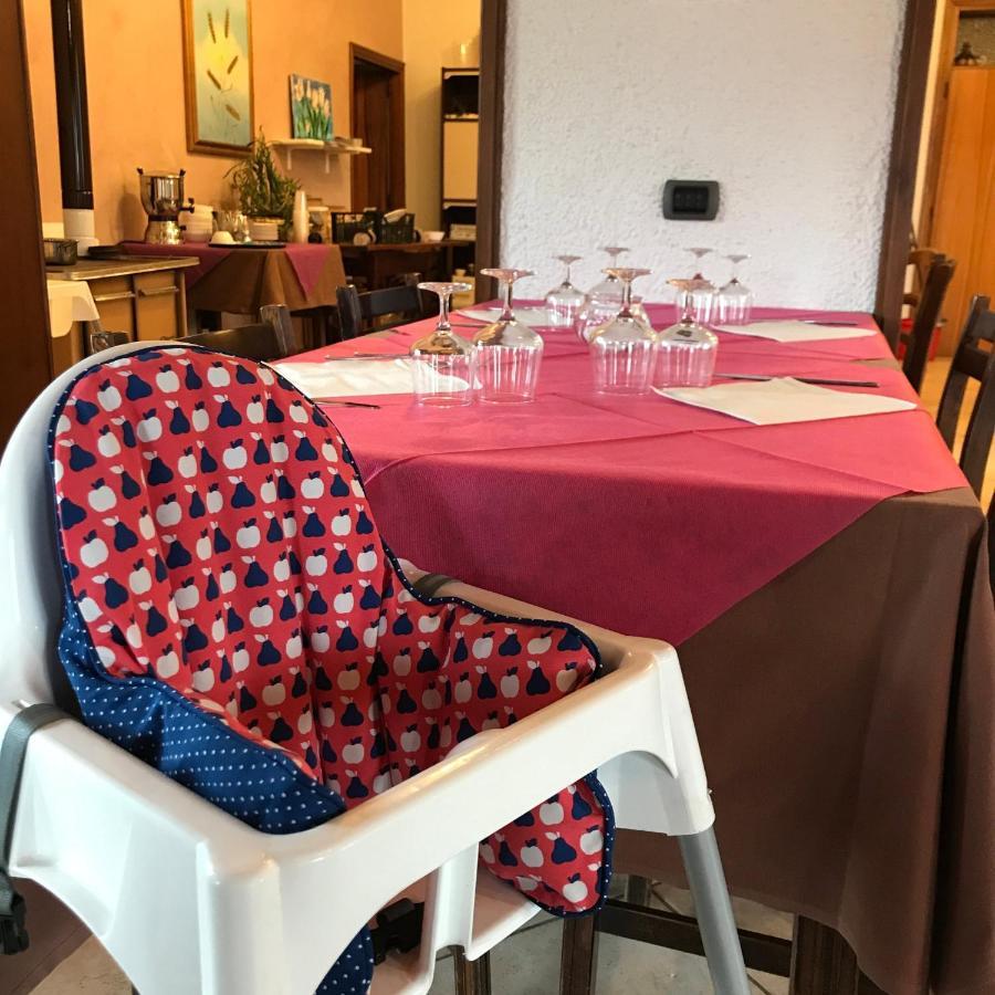 La Buca Delle Fate Ristorante Albergo Pievepelago Exterior foto